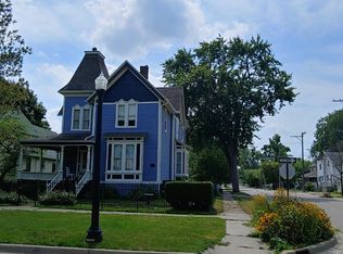 838 Court St, Port Huron, MI 48060