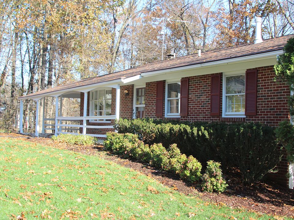 2nd image of 7500 Dew Wood Dr