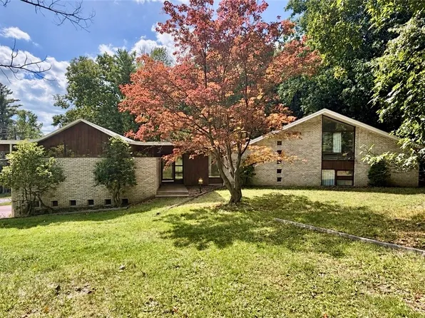 771 Larchmont Rd, Elmira, NY 14905