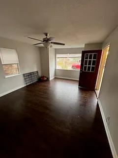 610 W Owings St — Photo 2