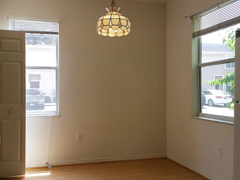 1710 NW 7th St #401 — Photo 7
