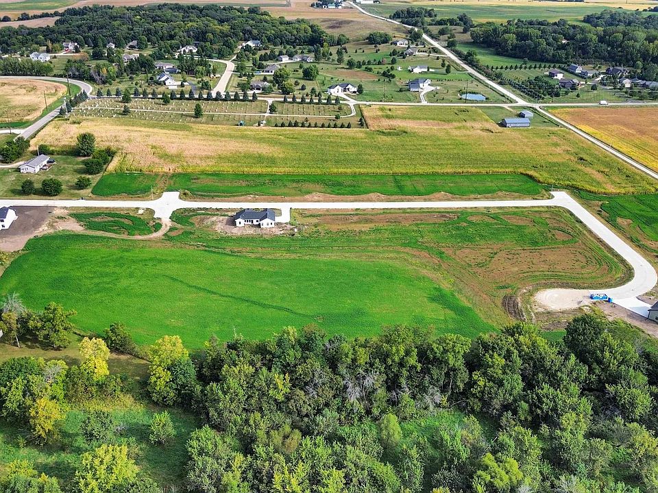 2nd image of 103 Pine Ridge Rd