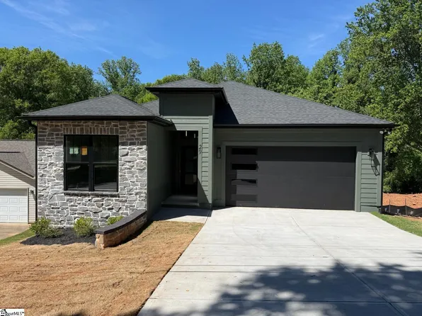 29 Montgomery St, Greenville, SC 29609