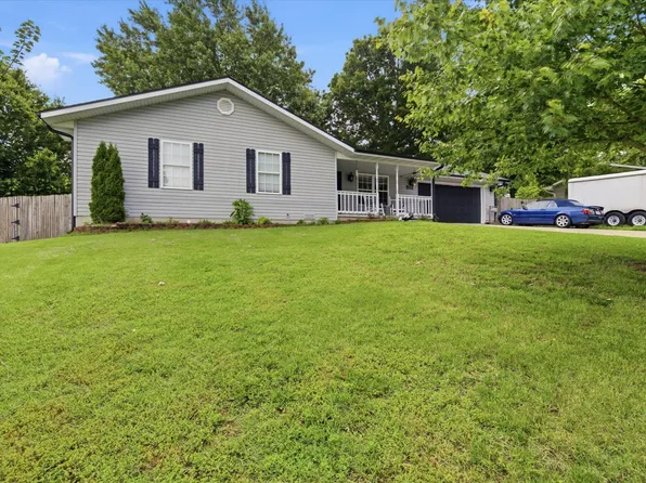 512 N Dill Street, Marshfield, MO 65706