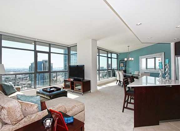 Living Room-Dinning Room View