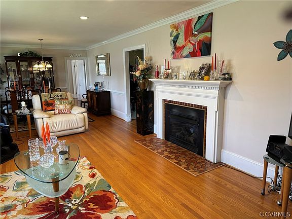 5th image of 7502 N Pinehill Dr