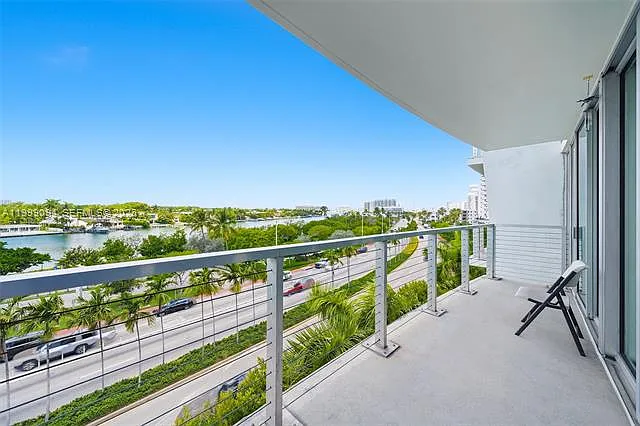6305 Indian Creek Dr #5D — Photo 28