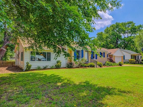 3rd image of 3940 E Fairview Dr