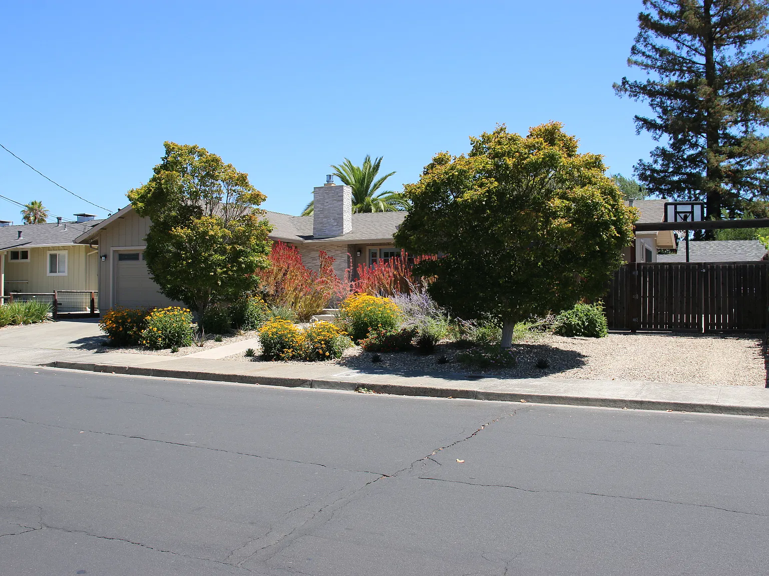3 bed, 1492 sqft, $4,500 — Photo 2