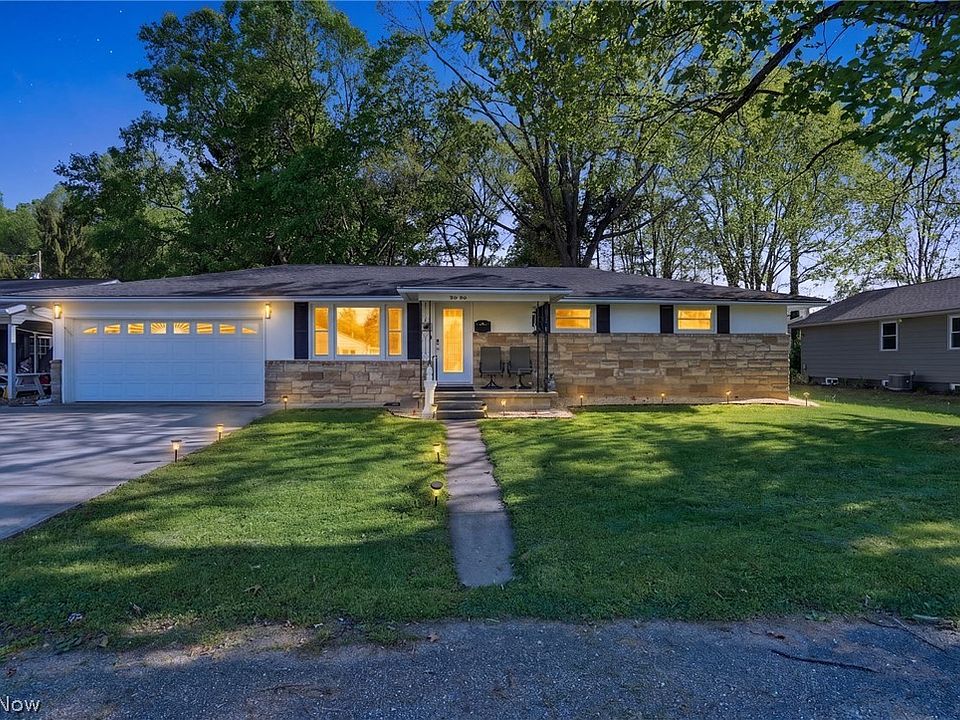 1st image of 34 Poplar Dr