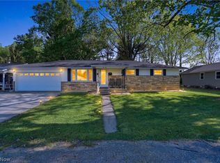 34 Poplar Dr, Zanesville, OH 43701
