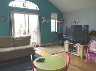 165 Beach 128th St, Belle Harbor, NY 11694
