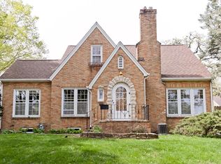 401 19th St NE, Cedar Rapids, IA 52402