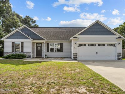 605 Duncan Drive N, Richlands, NC, 28574