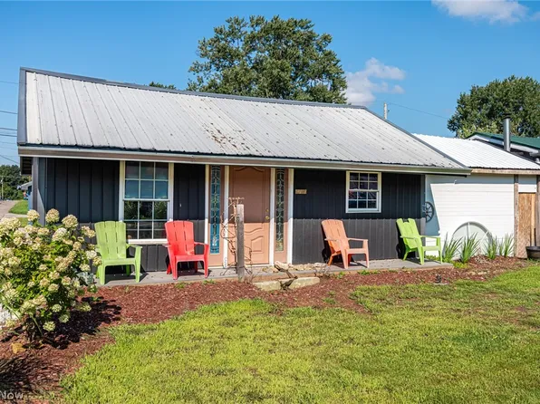 2585 S 7th St, Coshocton, OH 43812