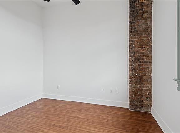 5th image of 2312 Louisiana Ave #203