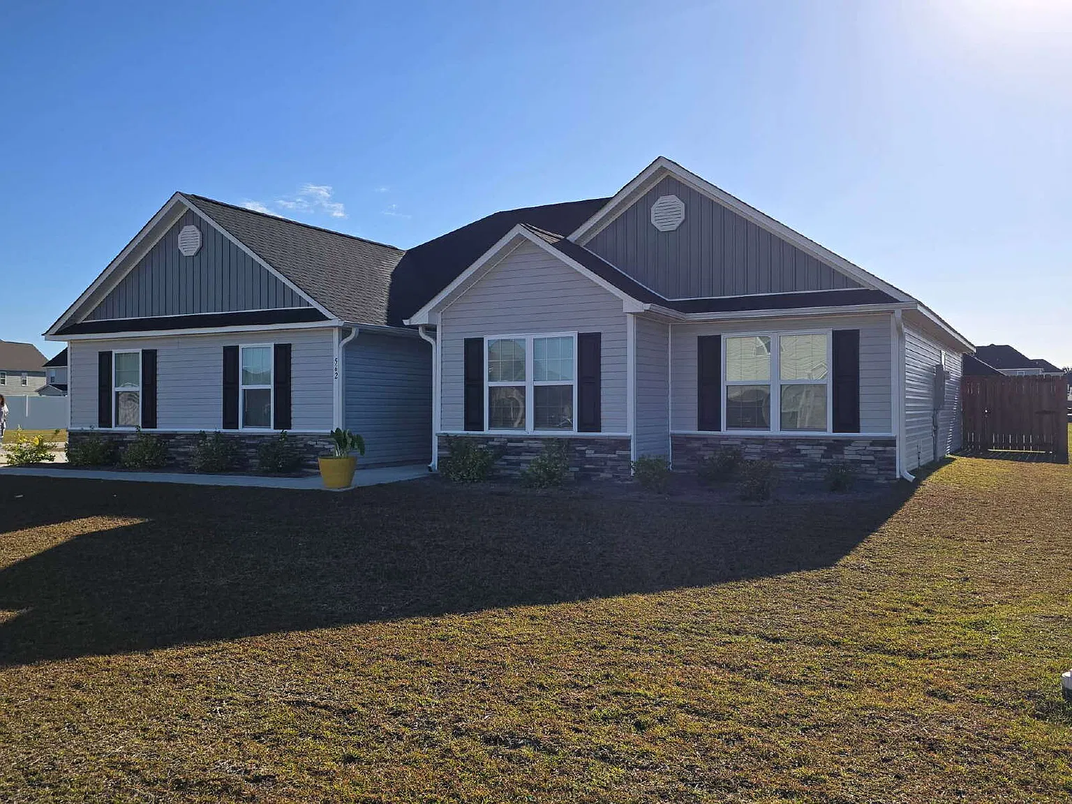 3 bed, 2.0 bath, $2,000 — Photo 3