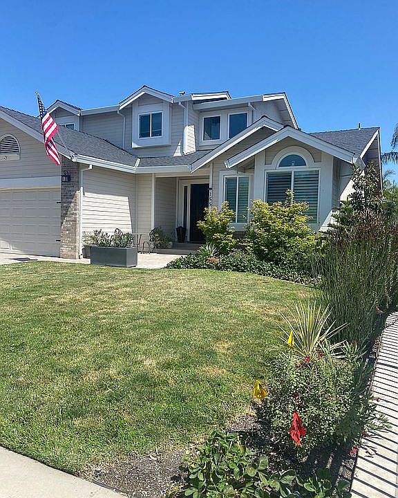 2nd image of 155 Rieger Dr