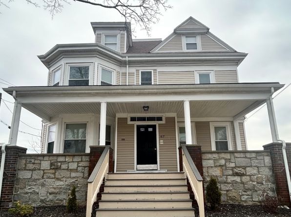67 Pleasant St #3