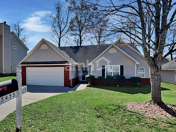 5455 Yellow Pine Dr, McDonough, GA 30252