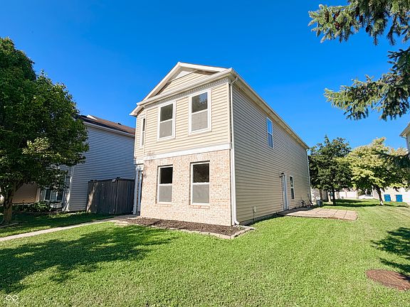 3rd image of 14333 Banister Dr