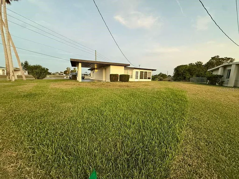 21385 Gibralter Dr — Photo 11