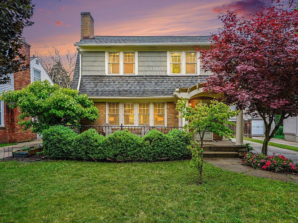 1st image of 2729 Oakwood Ave NE
