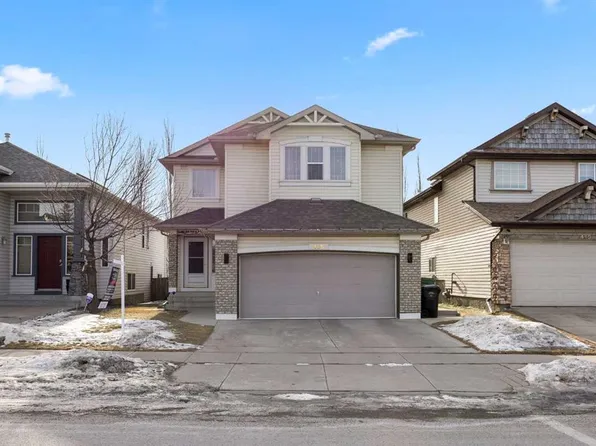 465 N Panamount Blvd NW, Calgary, AB T3K 5V1