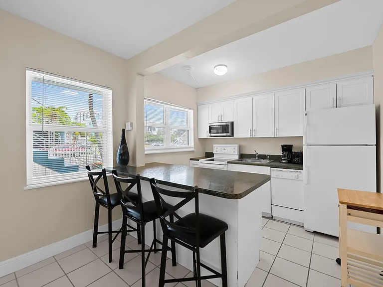 741 Bayshore Dr #16N — Photo 7