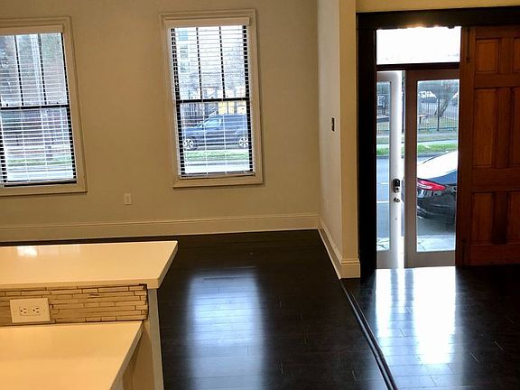 2nd image of 837 Jackson Ave Unit A