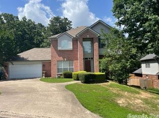 4 Bordeaux Ct, Little Rock, AR 72211