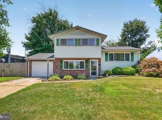 1301 Greentree Rd, Newark, DE 19713