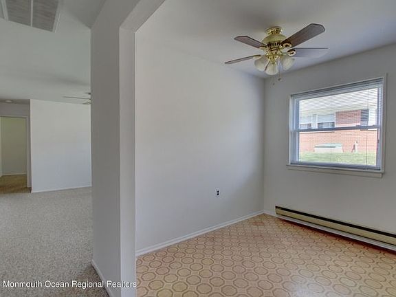 4th image of 32B Hancock Dr