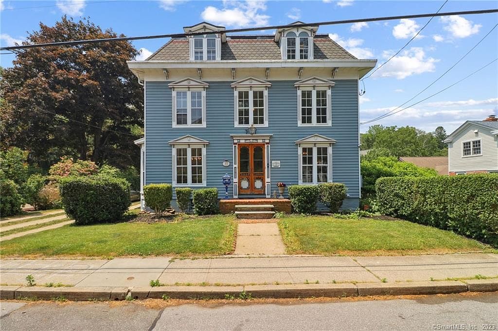 43 Pearl St, Mystic, CT 06355 Zillow