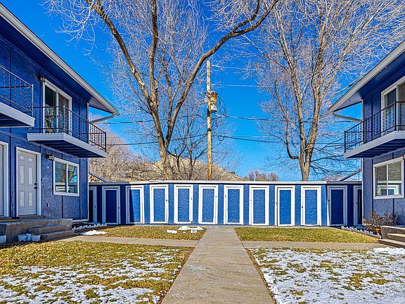 3rd image of 1006 Yampa Ave #14
