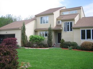 575 Oak St, Franklin, MA 02038