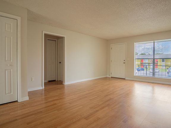 4th image of 1891 Caralee Blvd #3-1