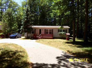 5403 N Flint Rd, Roscommon, MI 48653