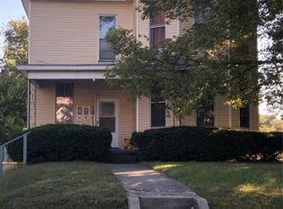 2015 Main St, Alton, IL 62002