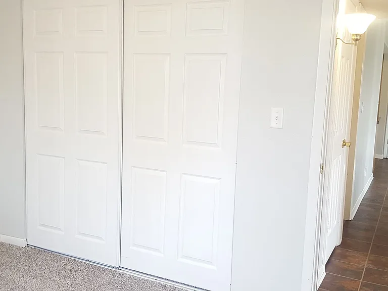 1115-1120 Doreen Ct — Photo 13