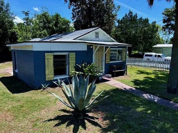 5201 Dodge Rd, Jacksonville, FL 32209