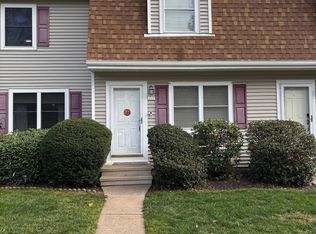 219 Brentwood Dr #219, Wallingford, CT 06492