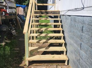 1066 Cloverhill Rd, Tazewell, VA 24651