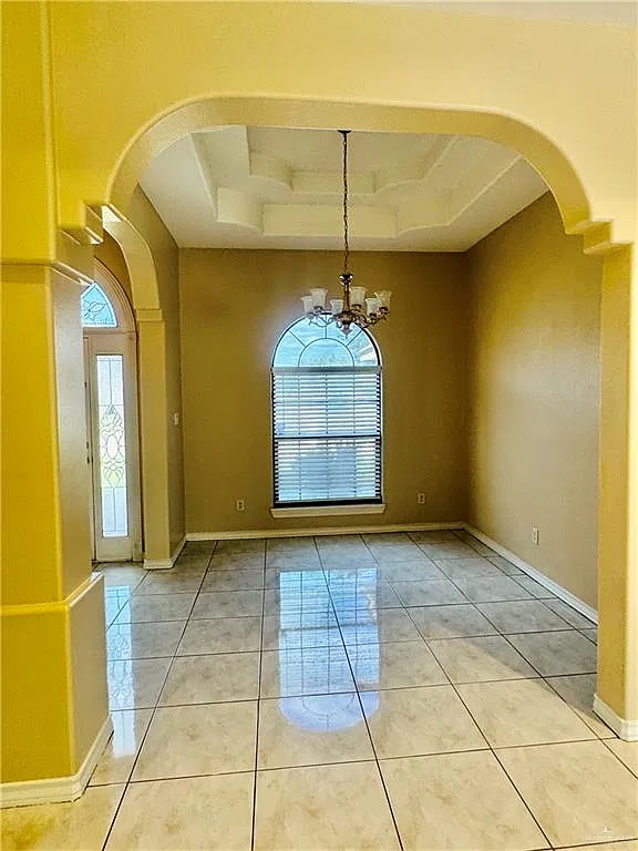 3 bed, 2.0 bath, 1748 sqft, $1,750 — Photo 4