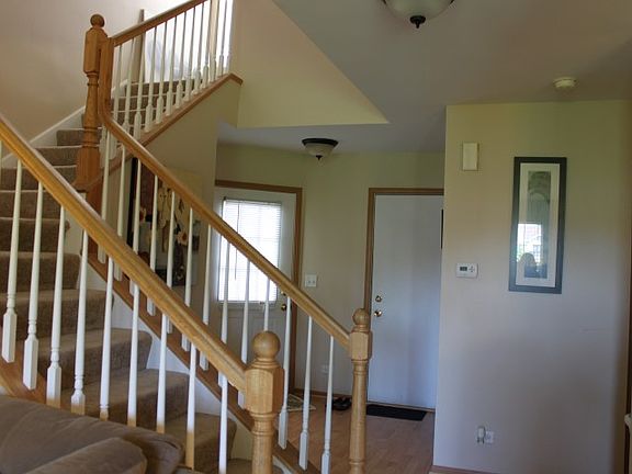 4th image of 2404 Stoughton Cir