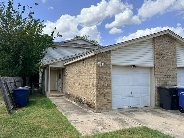 11703 Capotillo St #1A — Photo 2