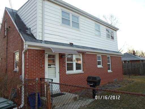 2nd image of 600 N Leith Ave