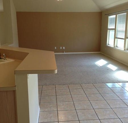 3rd image of 6017 Shelburne Dr