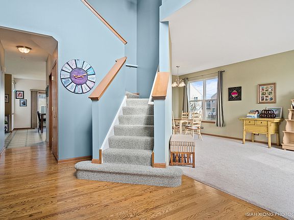3rd image of 1857 Stirling Ln