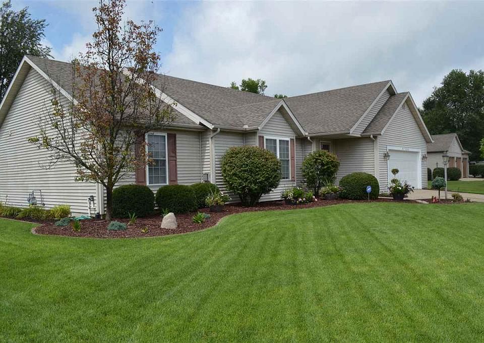 1st image of 57203 Pine Needle Ct